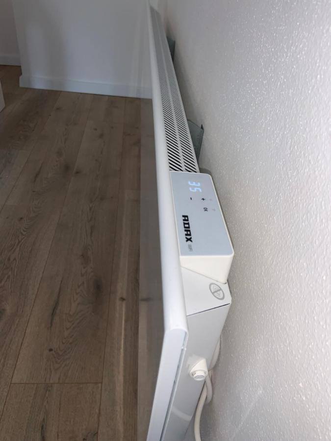 Amira Apartman Комарно Экстерьер фото