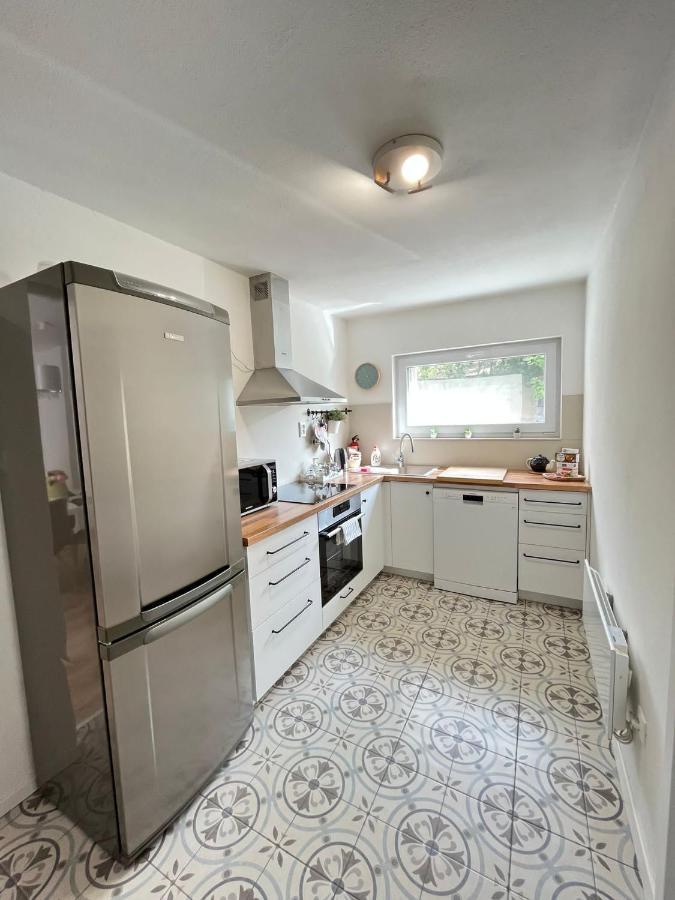 Amira Apartman Комарно Экстерьер фото